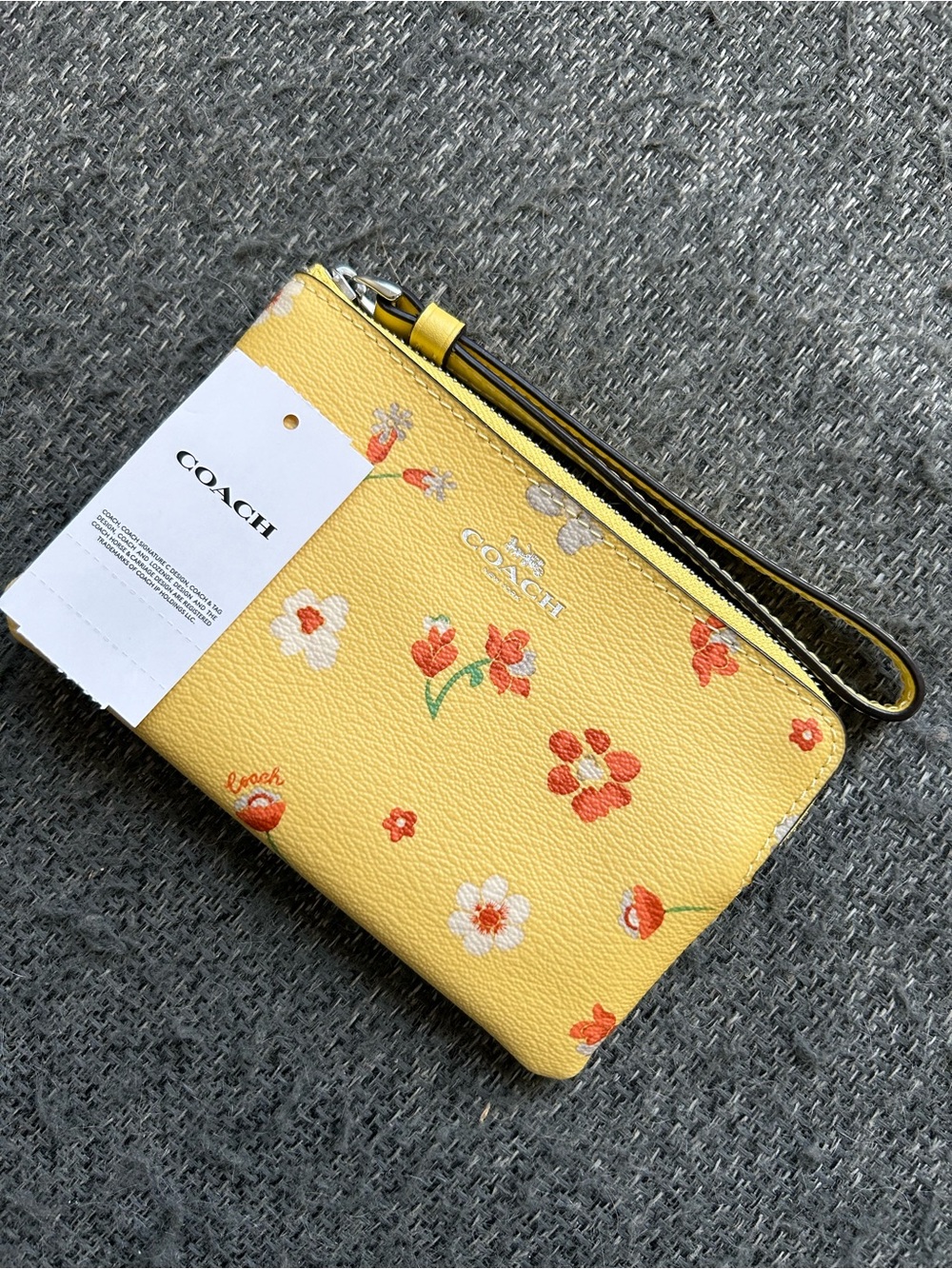 NWT Coach Beautiful Wristlet - Picture 2 of 5